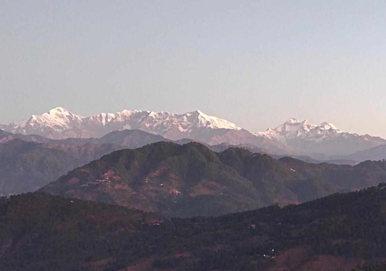 Himalaya Mount View Resort Uttarakhand กอซานี ภายนอก รูปภาพ