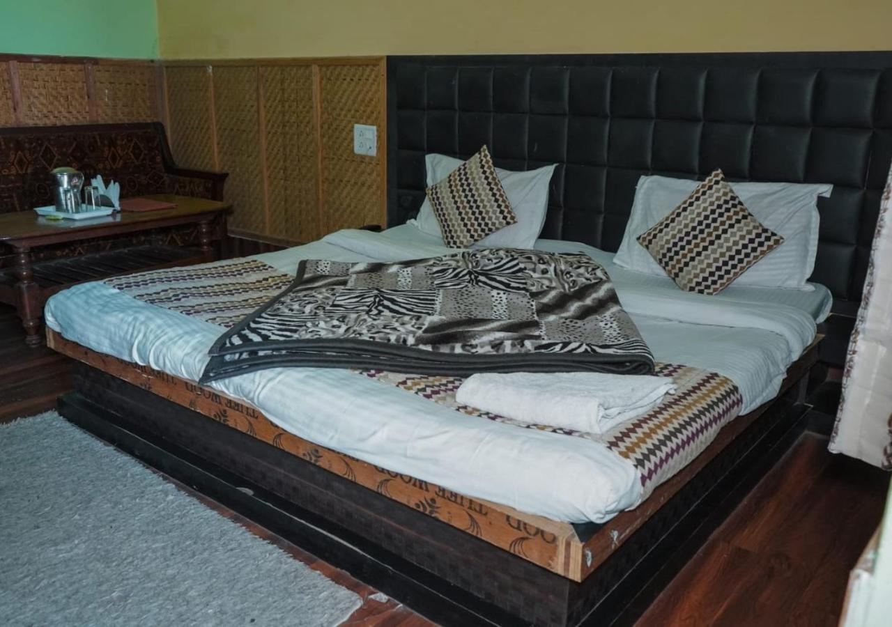 Himalaya Mount View Resort Uttarakhand กอซานี ภายนอก รูปภาพ